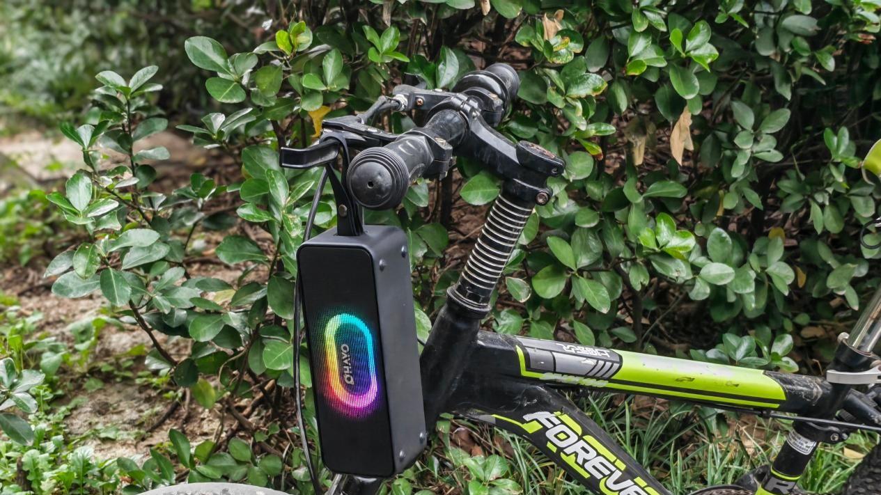 百元预算，蓝牙音箱该怎么选？雷登S11或许是最优解