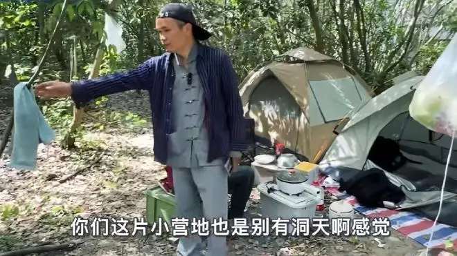上海帐篷骑手生存实录：省下10万房租 买不起十八万彩礼
