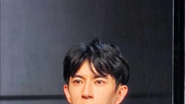 63岁凯丽哭别37岁于朦胧：17年忘年交，为于朦胧离去感到伤心不解
