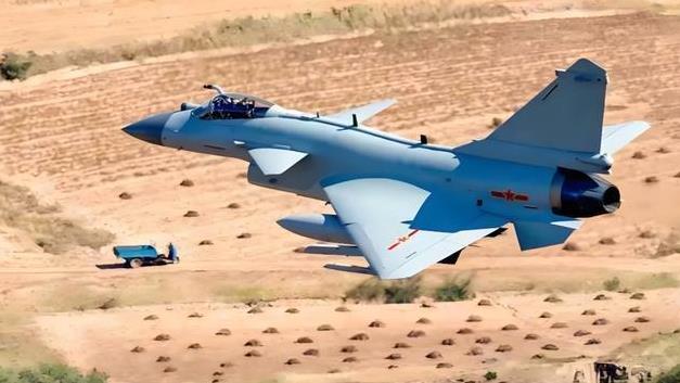 歼-10C“有心无缘”，伊朗为何执意选择苏-35？