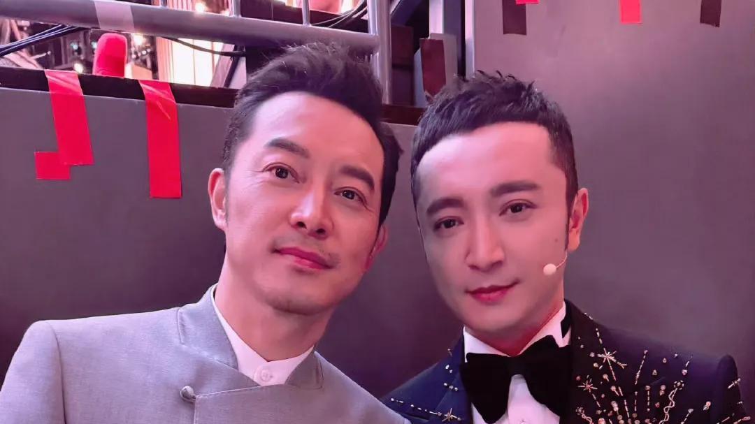 沙溢暴瘦亮相元宵晚会：是敬业还是健康危机？
