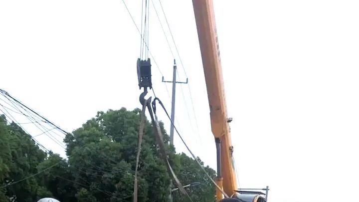 喜事变丧事！40岁新人婚礼前夜坠河身亡，官方：事故原因正在调查