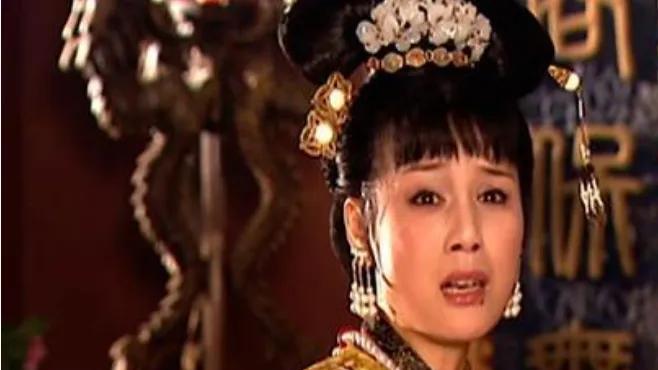 《康熙王朝》容妃：刷了27年马桶惨死，明明最受宠为何沦落至此?