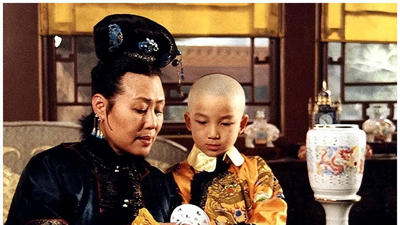 传闻孝庄乾隆祖孙情深，可为何在她去世仅三天，乾隆竟拆其宫殿！