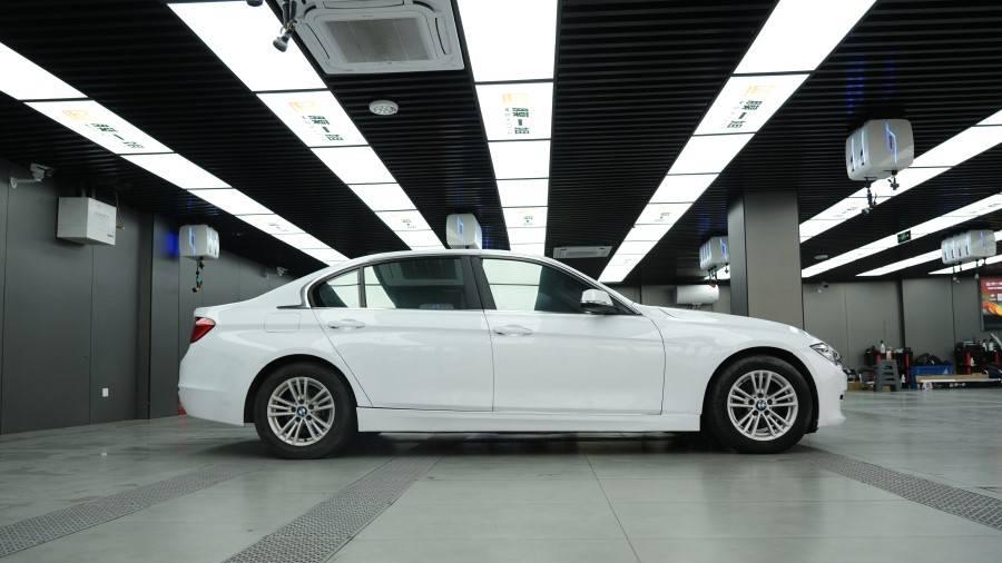 如何挑选适合自己车辆的汽车改色膜？