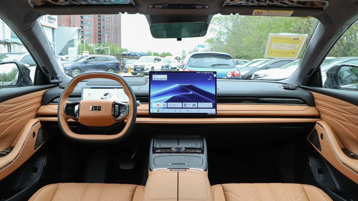 限时价11.58万起，吉利银河星耀8拿出了低姿态，但不建议选低配