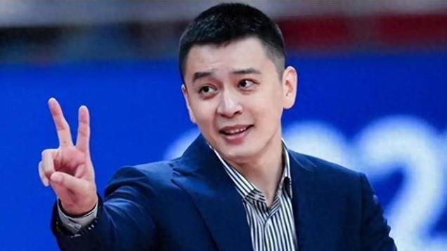 CBA猛料！杨鸣被喊下课，广厦退役林志杰球衣 邱彪替克里斯交罚款