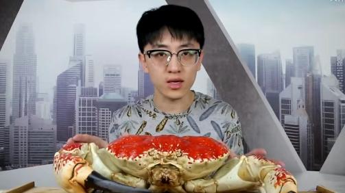 从帝王蟹到杀猪盘，顶流UP主被“王思聪幻影”猎杀…
