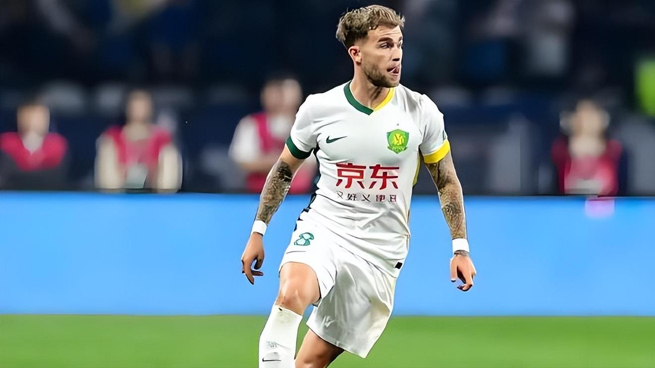 魏震和傅欢只要在上港首发就丢球？大家其实错怪他俩了，引发热议