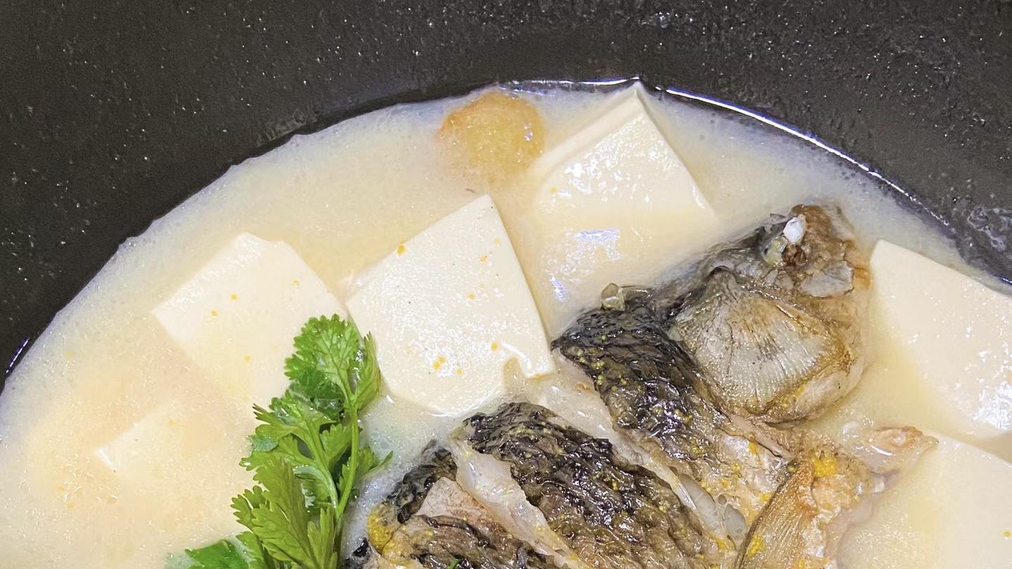 鱼汤：鲜香背后的温暖