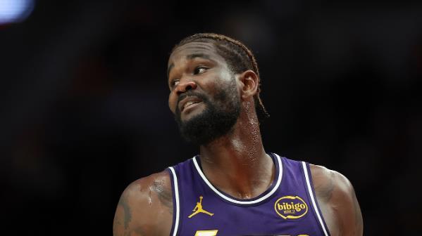 詹姆斯缺席，湖人豪取7连胜 艾顿受伤成隐患，明天出战老东家成疑