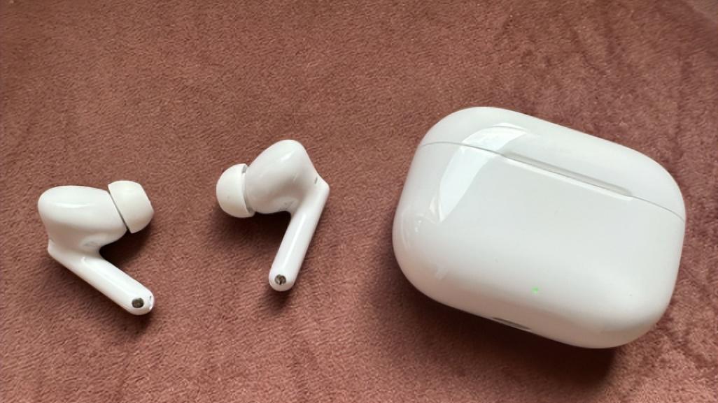 2025年降噪耳机选购全攻略！JBL、华为、歌奈等热门品牌的热门机型深度评测，教你怎么选购不踩坑