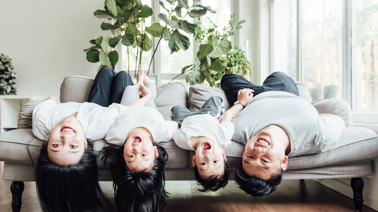 为什么徐家三代人竟没有一套房子呢？网友：一家没脑子！