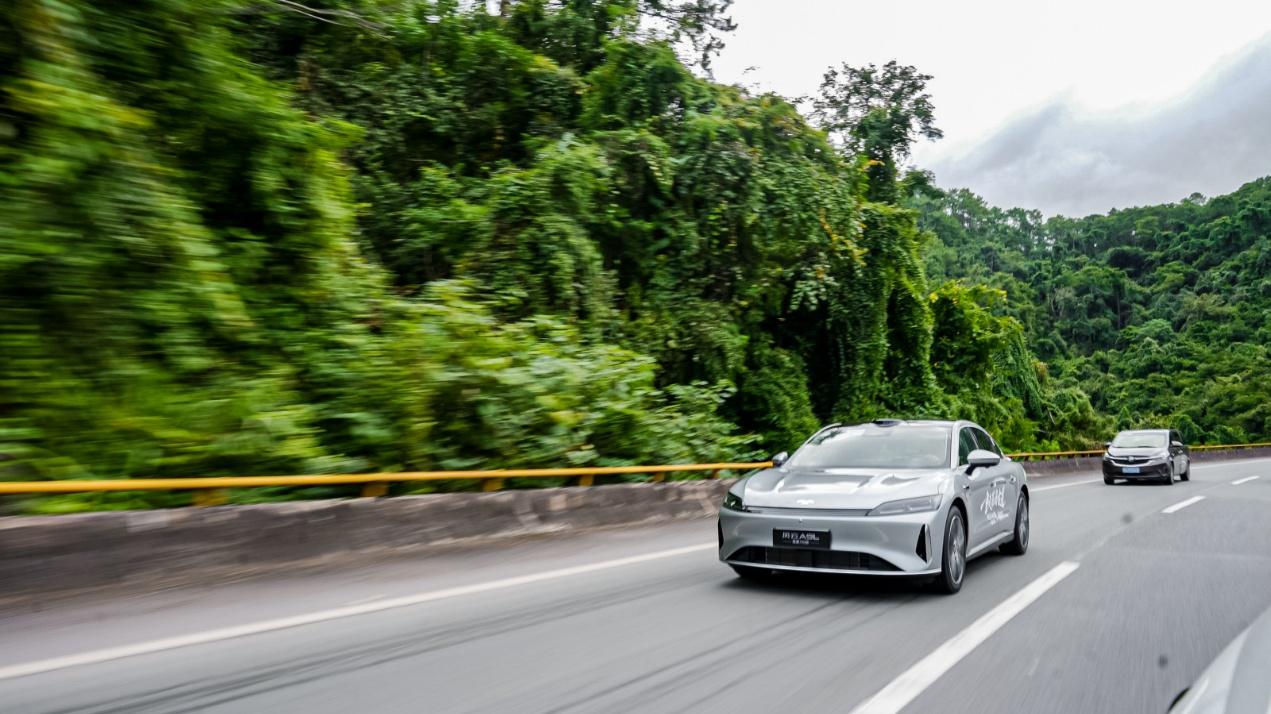 全场景无短板！风云A9L光辉（四驱）性能、智能辅助驾驶双突破