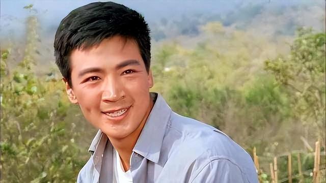 70岁演员寇振海谈婚姻：差21岁不是忘年恋，幸福度不在乎是否同龄