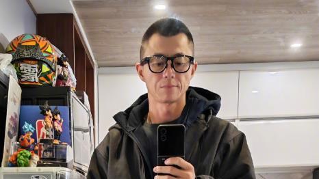 2400万粉丝网红翻车！陈震偷税被查，社交账号全网封禁