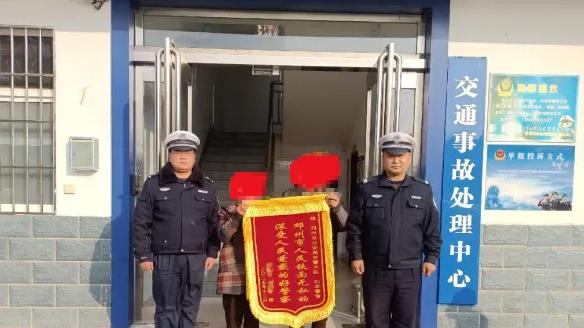 邓州：魏某肇事逃逸被抓获，被依法刑事拘留！