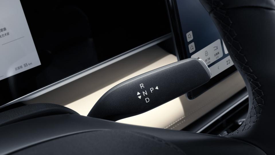 油耗2.79L！2026款秦L DM-i上市，限时9.28万起，性价比确实高