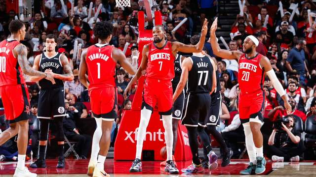 28+10含金量低，火箭队追分申京坐板凳，杜兰特化身组织者 送8助攻