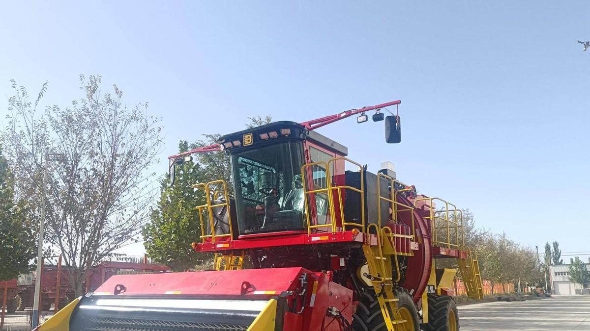 钵施然辣椒收获机，保护植株不受损！