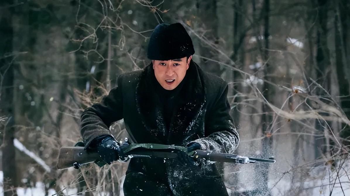 收视率第一，成毅观众成功入坑，央视谍战剧有天花板了