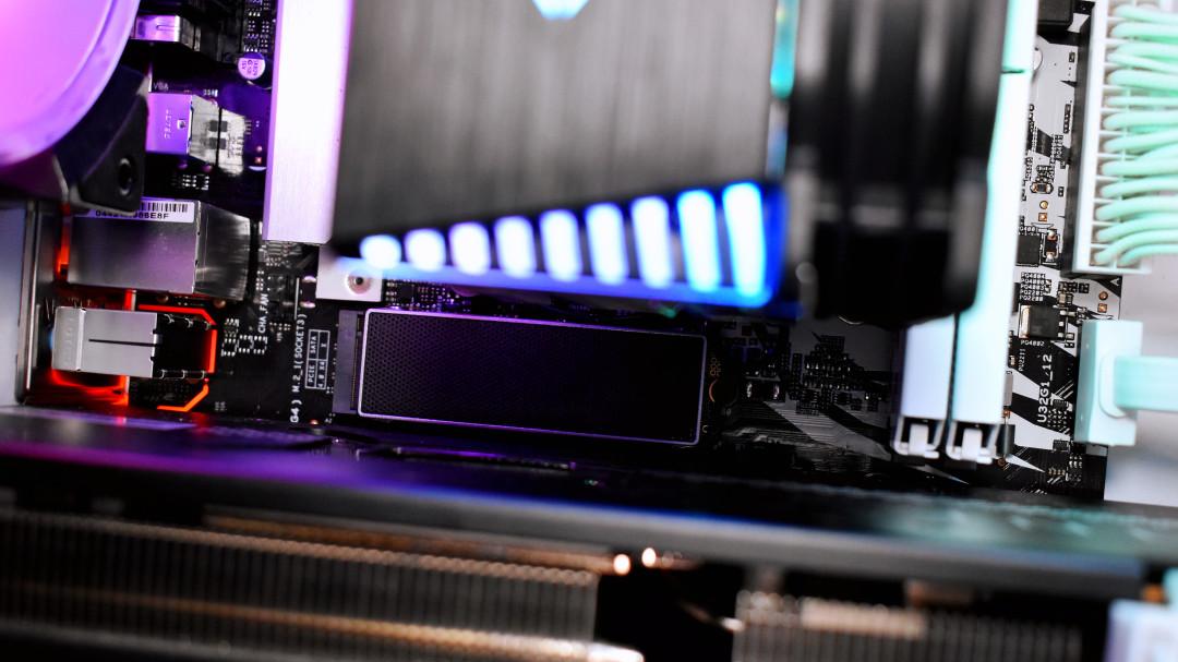 冰甲护芯，速冷狂飙：奥睿科 OSC 冰甲固态硬盘评测