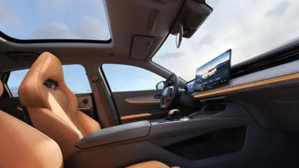 鲨鱼鼻设计+双涡轮动力，全新一代UNI-V官图发布