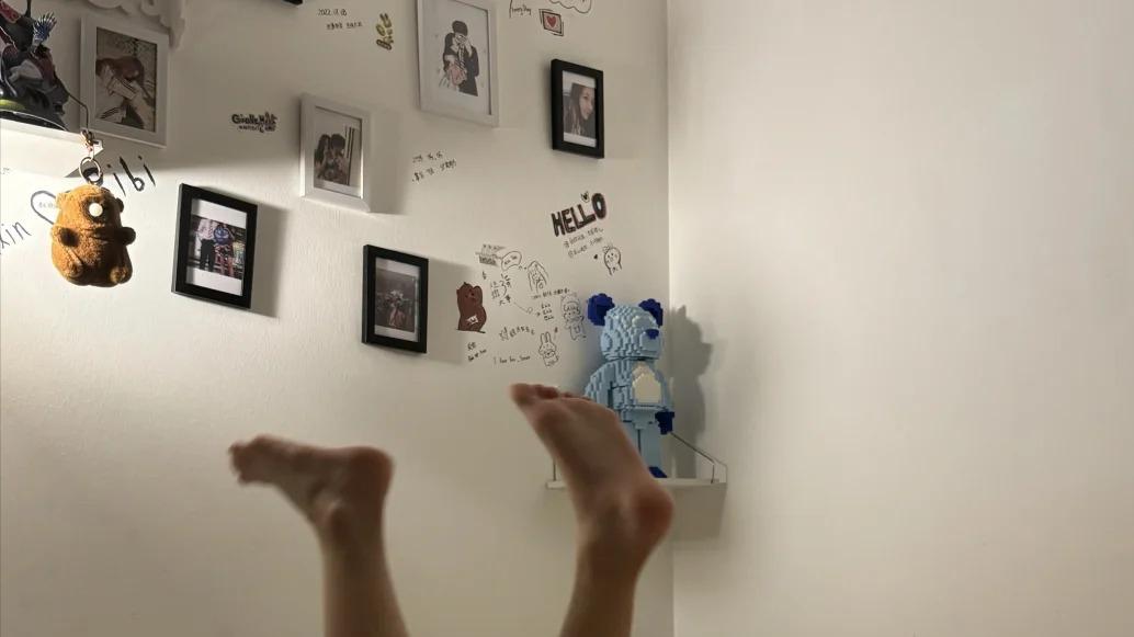 女子报复老公出轨，过年家族聚会，给老公大量服用不明粉末，导致对方丑态百出