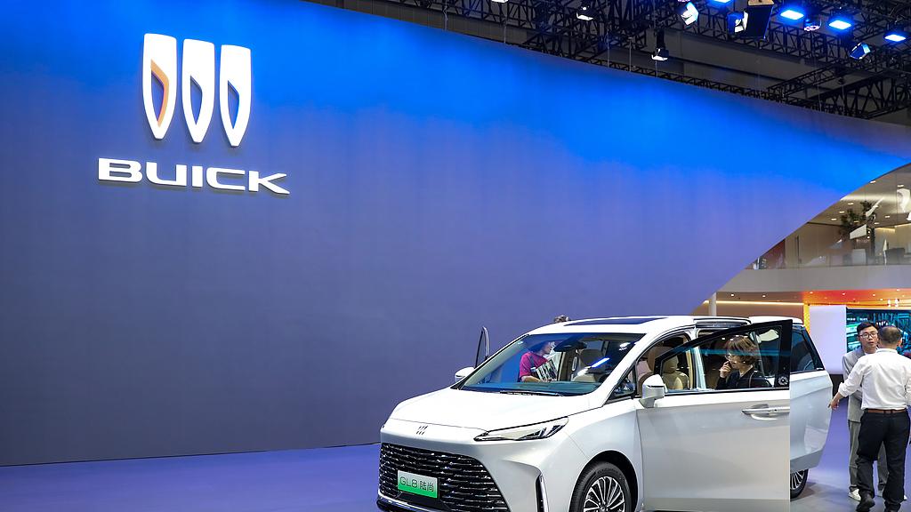 别克GL8：商务与家庭出行的可靠伙伴