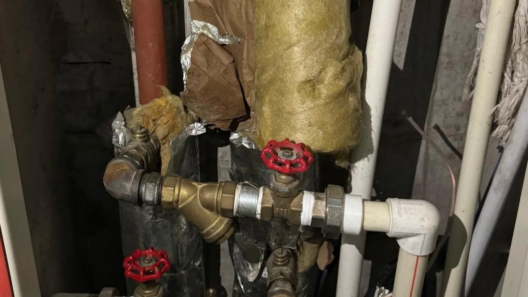 快停暖了，供热公司通知“满水保养”！一定要放1次水，关2个阀门
