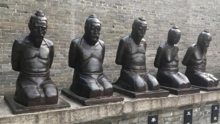 忠良遗属的生死劫：岳飞家族浮沉录