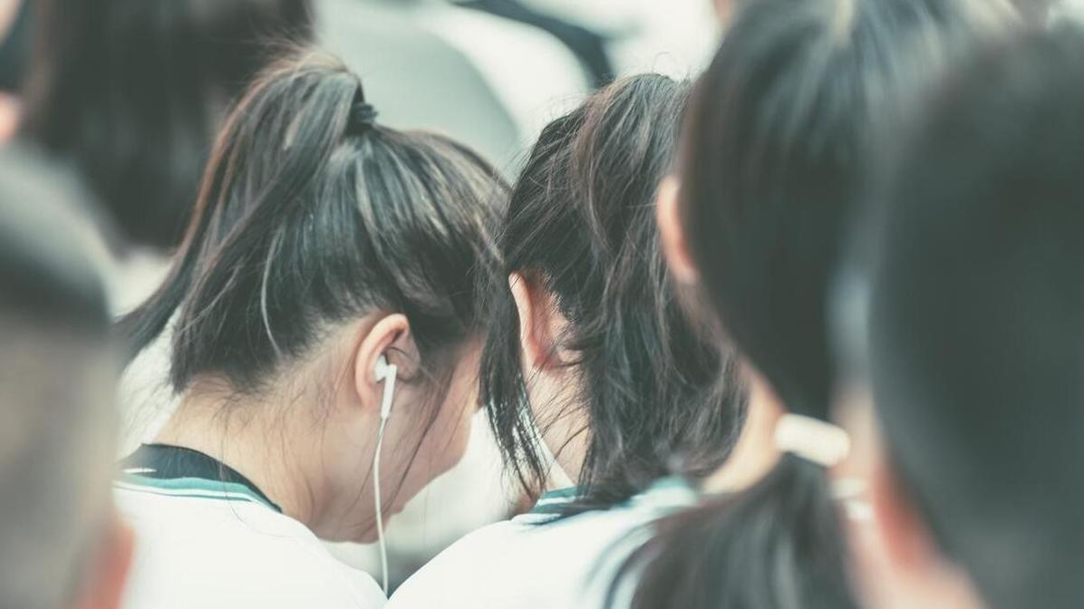 青春期那些事：父母必谈的4个话题