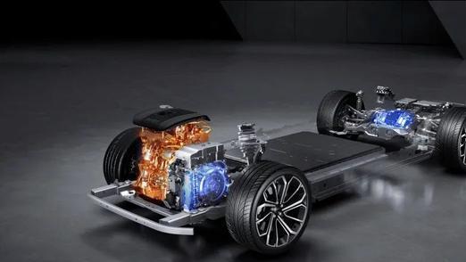 插混车与增程车续航对比，揭秘跑得远的秘密，原来关键在这里！