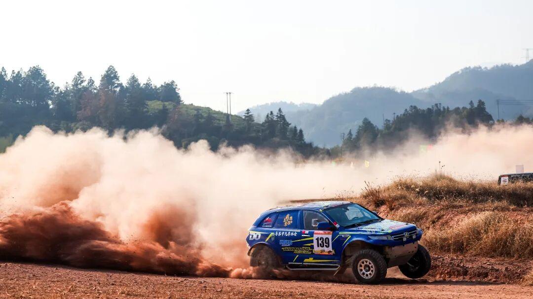 COC总决赛衢州柯城站排位赛：杜炫义区志斌分获杆位