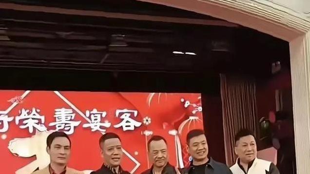 澳门为母庆祝90岁寿宴，崩牙驹昔日风光今何在？