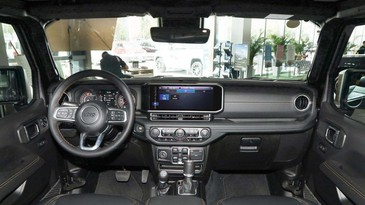 5款适合女生开的车，颜值炸街性能在线，500万左右轻松拿下