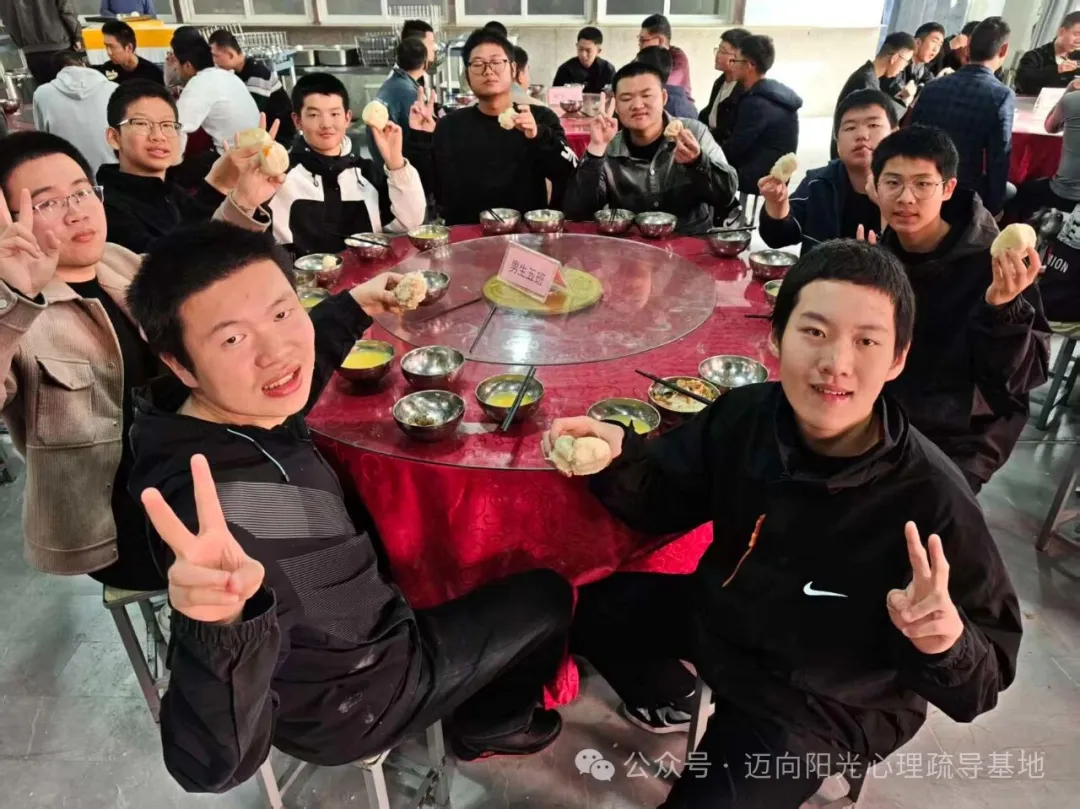 自己动手，包出成长的味道 | 迈向阳光劳动实践课纪实