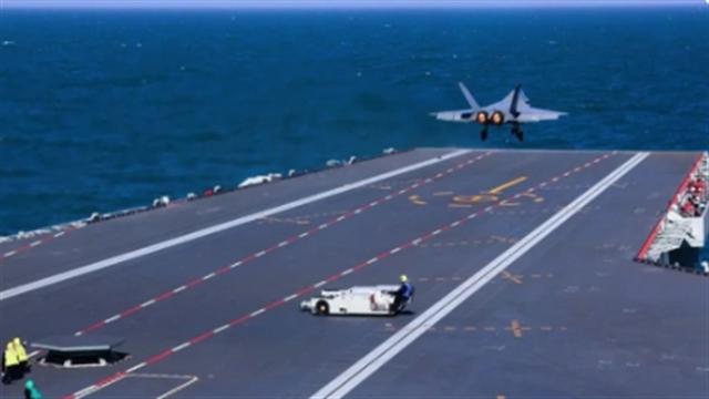 零帧急停战力恐怖！但福建舰还埋下个伏笔，答案藏美国百页报告中