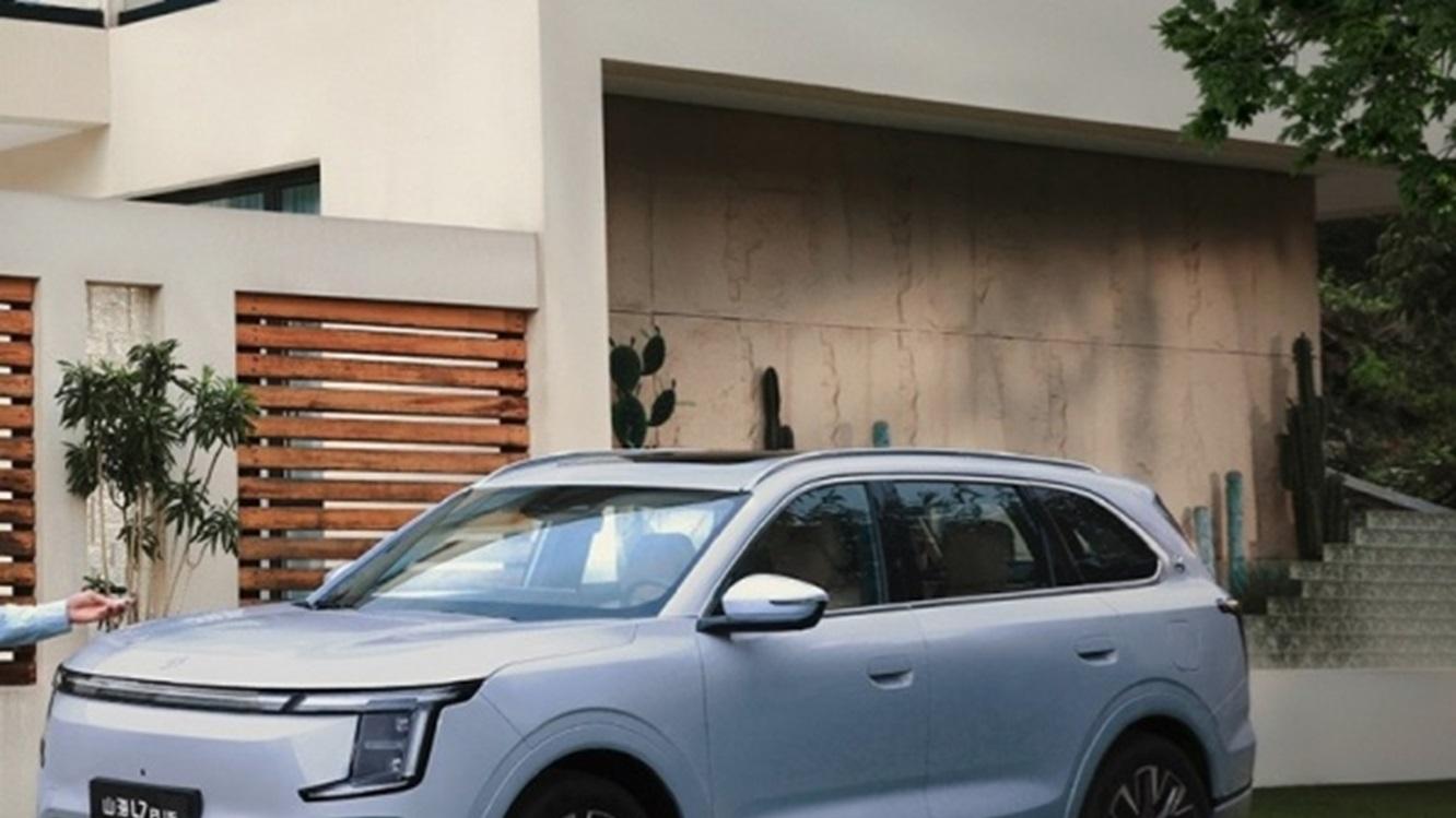 全新捷途山海L7 PLUS内饰大揭秘，猎鹰500助力驾驶体验！