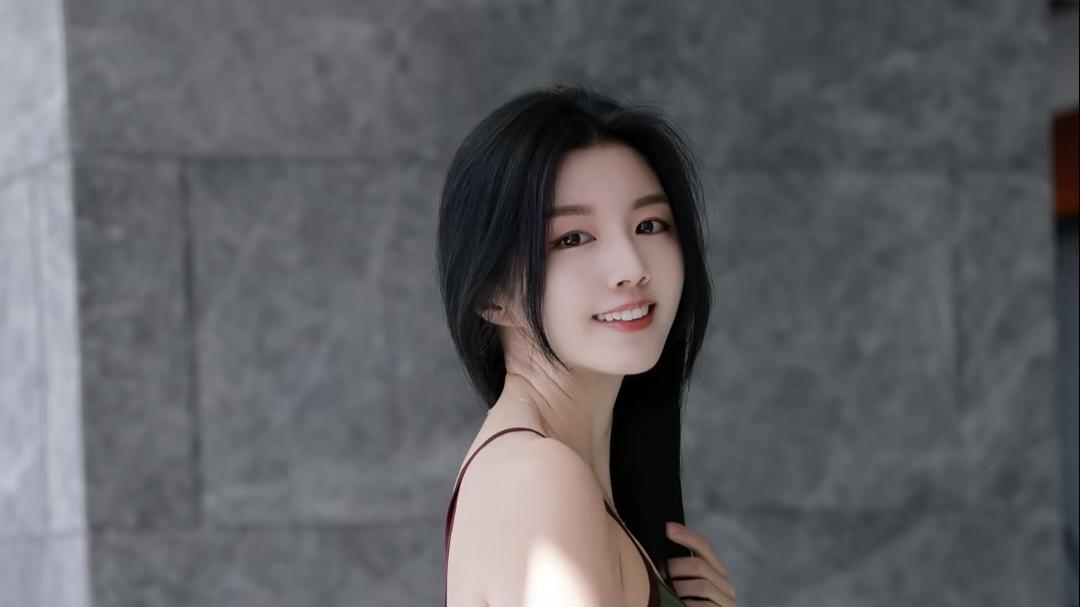 妳柔情似水，你的微笑让我如醉如痴!