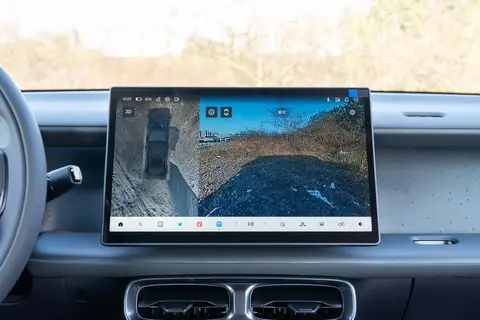 续航升级！零跑LAFA5 605 Pro版配置解析与购买建议