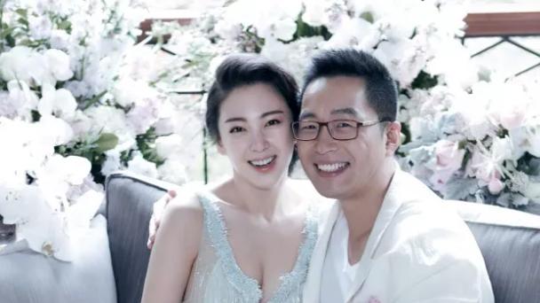 她怎么一谈恋爱就出事儿啊？