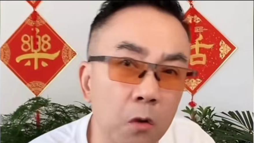 郭德纲夹带私货，《相声演义》讽刺天津同行，掩盖两段黑历史
