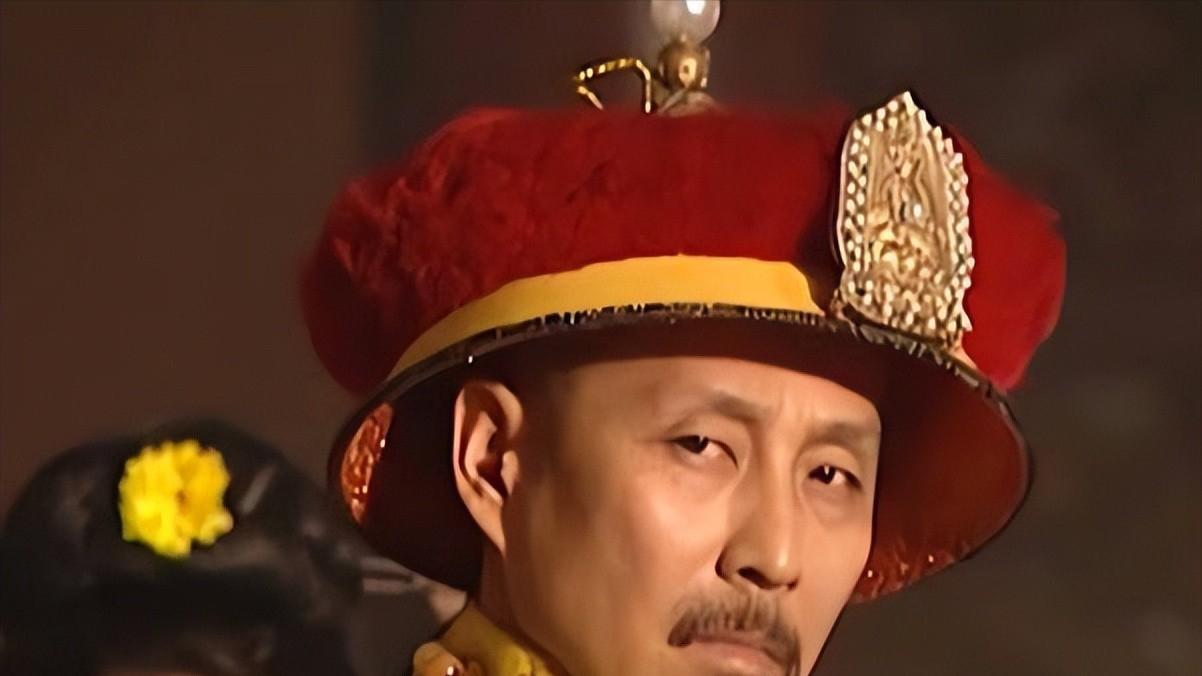 58岁的雍正突然驾崩，乾隆拼命掩盖死因，乾隆：死因太丢人