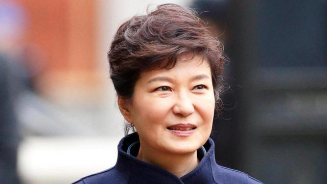 民调差35%，李俊锡奋起直追，李在明优势缩小，韩国支持者换阵营