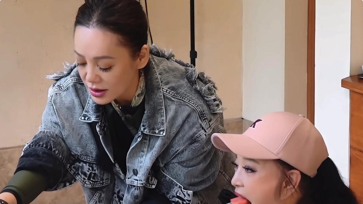 没对比就没伤害！《一路繁花2》收官在即：有人圈粉，有人败好感