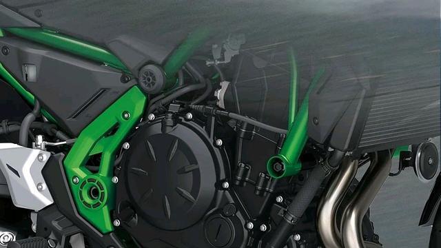 2025款川崎Z650来袭！复古机甲风+越级操控，性能控必看