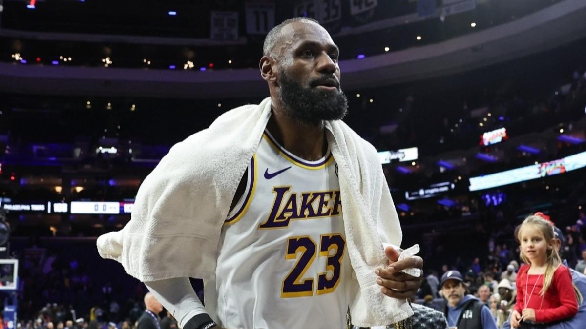 谁是湖人最大赢球功臣，不是45+11+14的东契奇，湖记点名詹姆斯