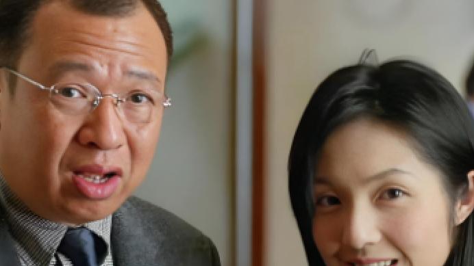 “欢喜哥”许绍雄！捧红半个港娱圈却甘当50年”绿叶“，传奇配角