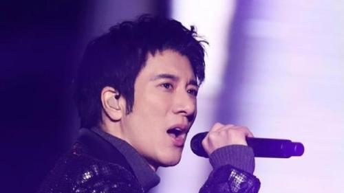 王力宏复出舞台火力全开，前妻隐身人海 当初的互撕大战有结局吗